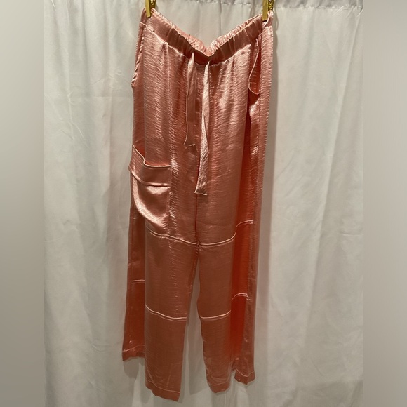 NWOT Self Contrast Satin Cargo Pants - Picture 1 of 2